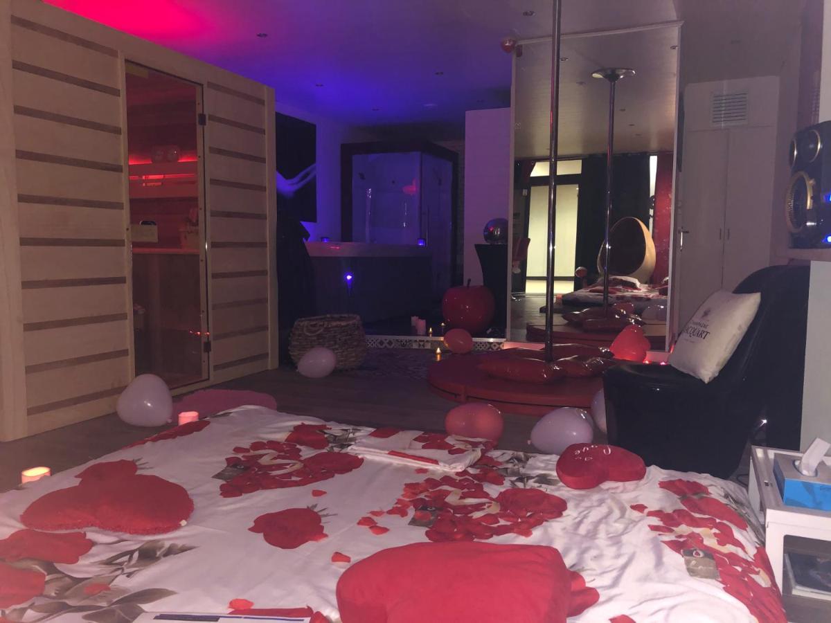 Spabyelleetlui Spa Rouge Ou Bleu Мускрон Екстер'єр фото